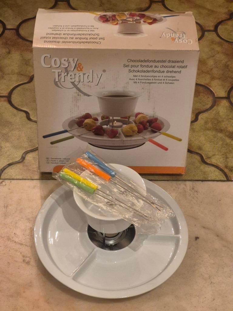 Set pour fondue au chocolat rotatif en parfait état., Electroménager, Enlèvement, Comme neuf, Bougie chauffe-plat, Service à fondue