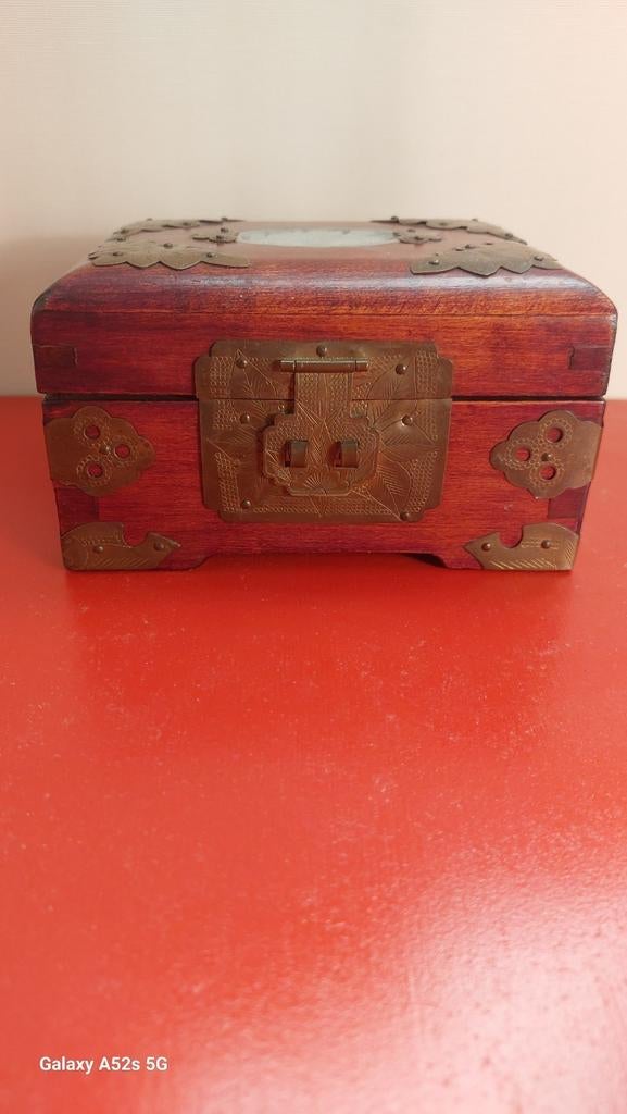 Boîte de rangement à bijoux chinoise., Enlèvement ou Envoi, Comme neuf, Brun, Avec serrure