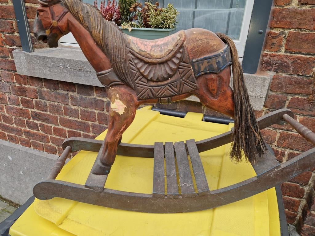 Cheval a bascule, Ophalen