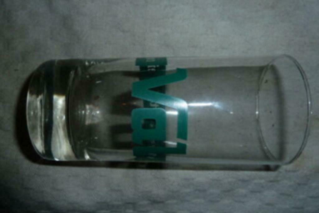 #A limonade glas VAL Orange Aktola Citron ' groen ' Haacht, Verzamelen, Ophalen of Verzenden, Nieuw, Frisdrankglas