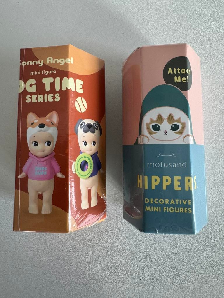 Sonny angel dog time + Hipper Mofusand cat, Verzamelen, Poppetjes en Figuurtjes, Zo goed als nieuw, Ophalen of Verzenden