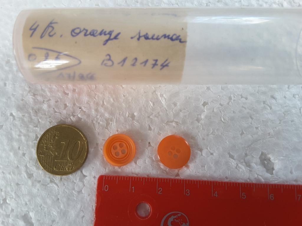 knopen 12 mm oranje 4 gaats gegroefd mat B12174, Ophalen of Verzenden, Nieuw, Knoop of Knopen