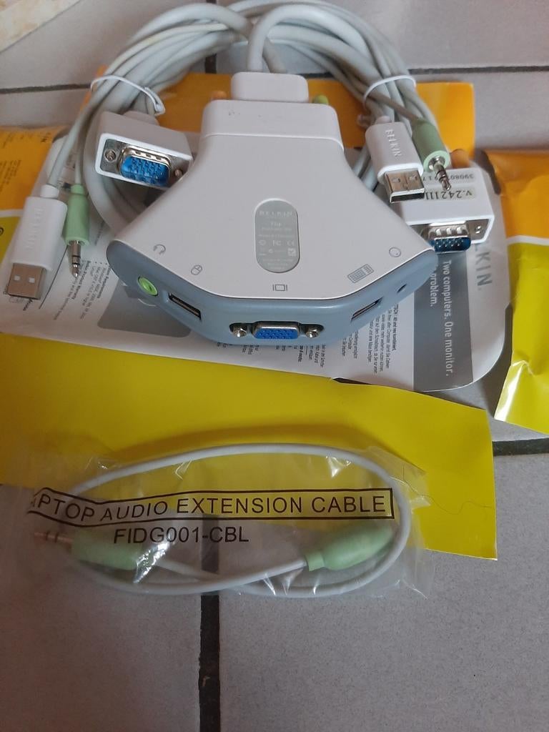 Belkin F1DG102UEA, Informatique & Logiciels, Pc & Câble réseau, Enlèvement ou Envoi