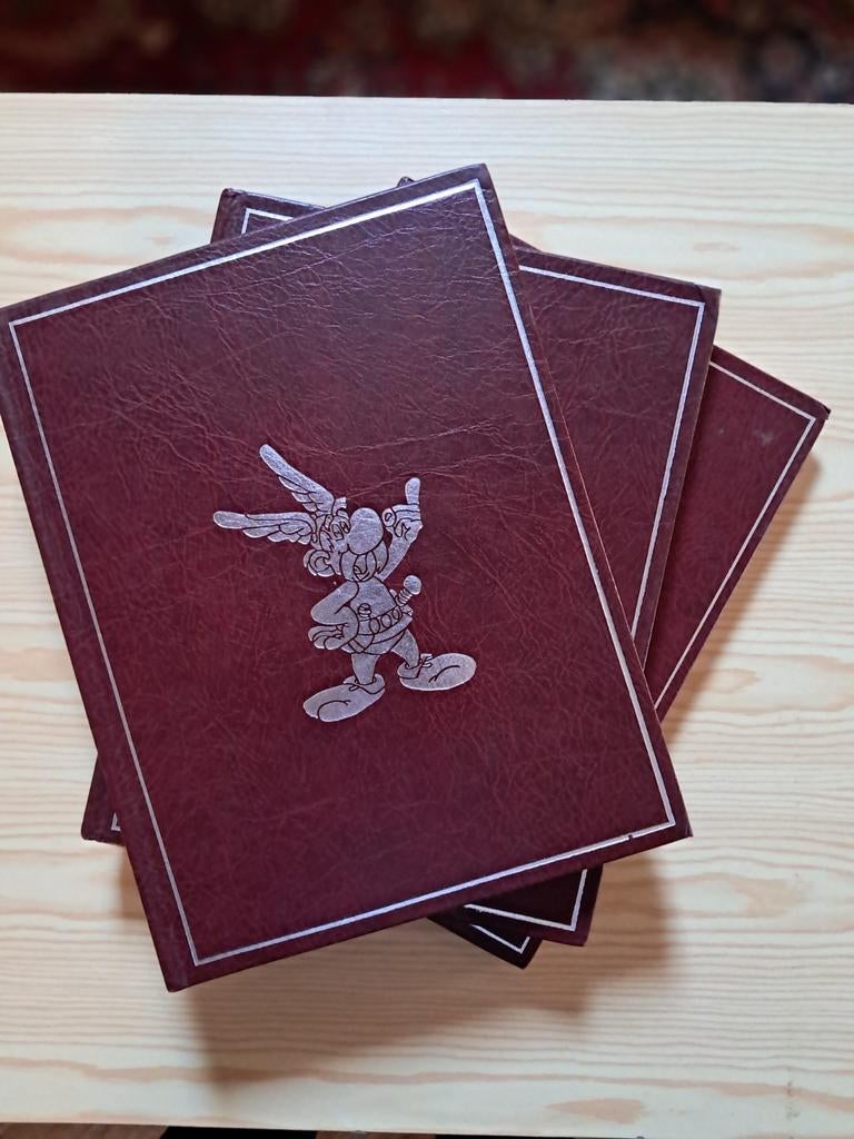 Asterix HC dargaud nrs 4 en 5 en 6 voor 5 euro het stuk, Enlèvement ou Envoi, Utilisé