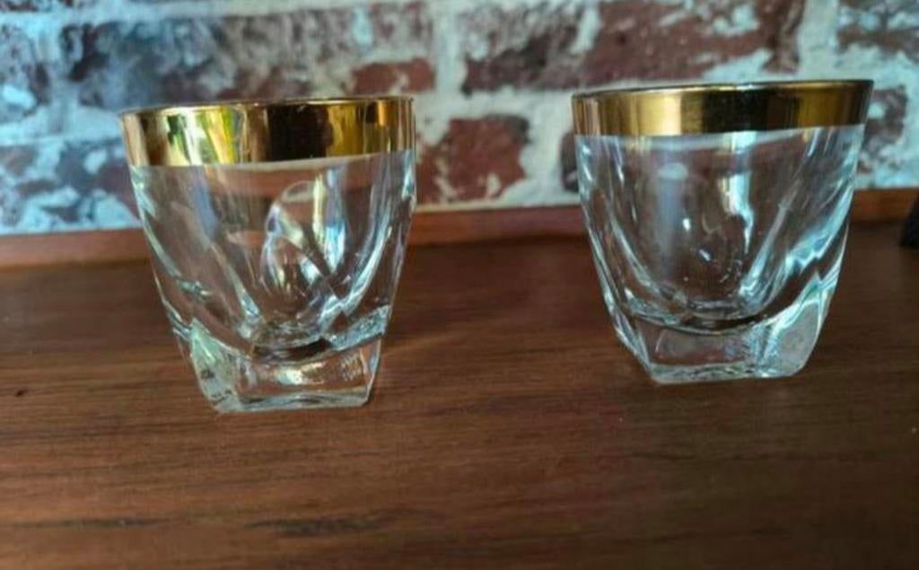 2 Hazel Atlas whisky glazen.  Gouden rand., Antiek en Kunst, Ophalen
