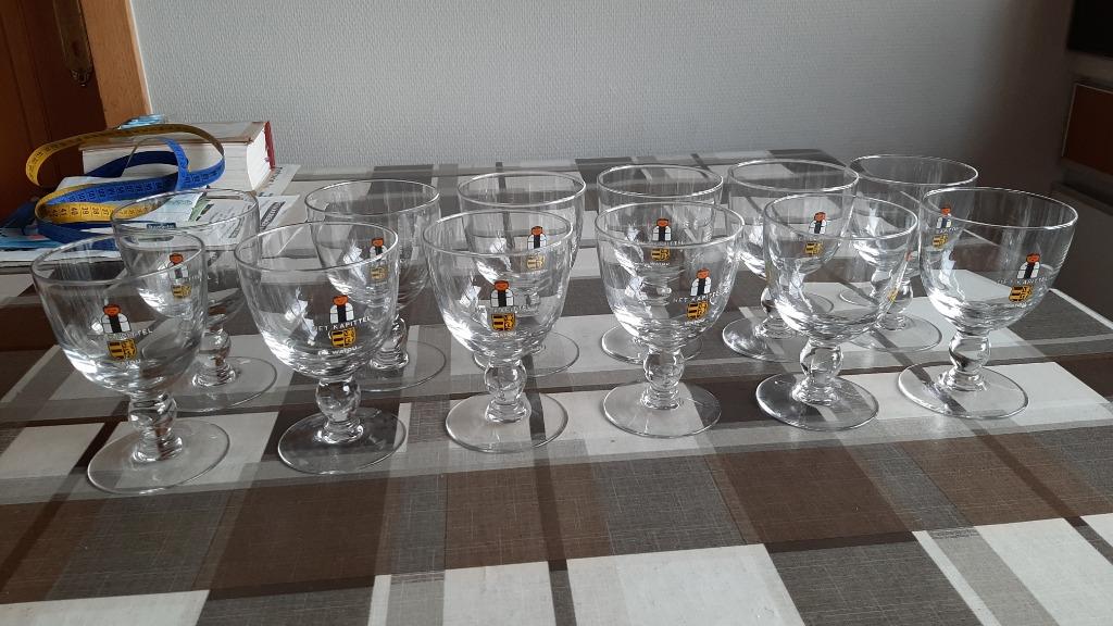 12 bierglazen bierglas Watou Het Kapittel, Ophalen, Gebruikt, Bierglas