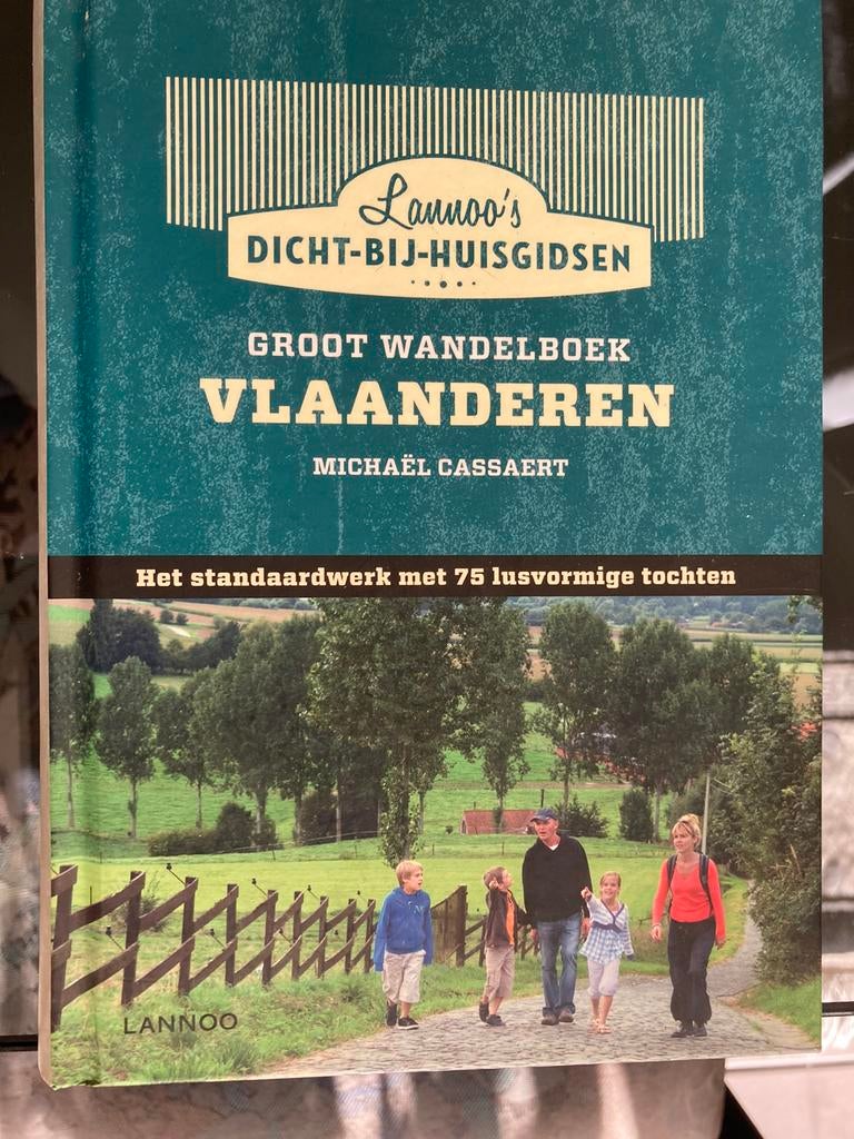 Michael Cassaert - Groot wandelboek Vlaanderen, Boeken, Ophalen of Verzenden, Zo goed als nieuw, Michael Cassaert