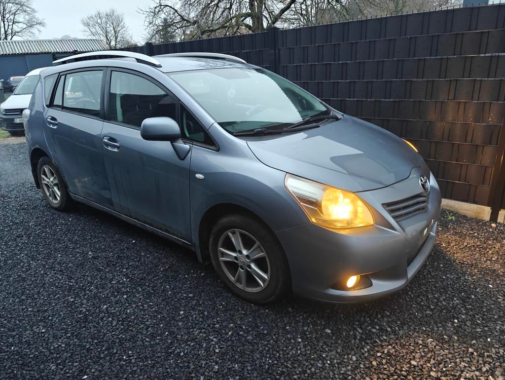 Exportation de Toyota Verso 2.0D D4D, Achat, 93 kW, Entreprise, Boîte manuelle