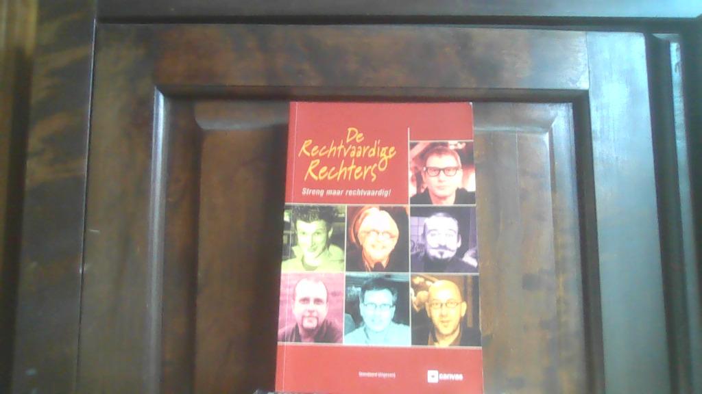 De rechtvaardige rechters – streng maar rechtvaardig, Boeken, Verzenden, Cabaret