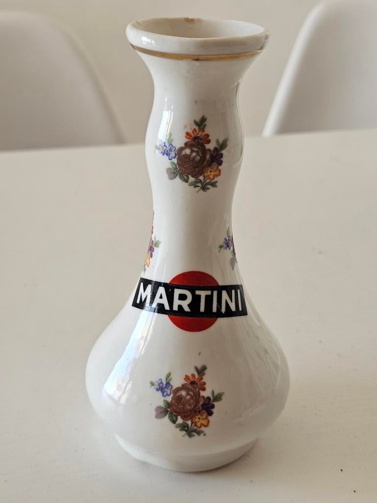 Martini  rossi 
vaas zeer oud, Ophalen of Verzenden, Zo goed als nieuw
