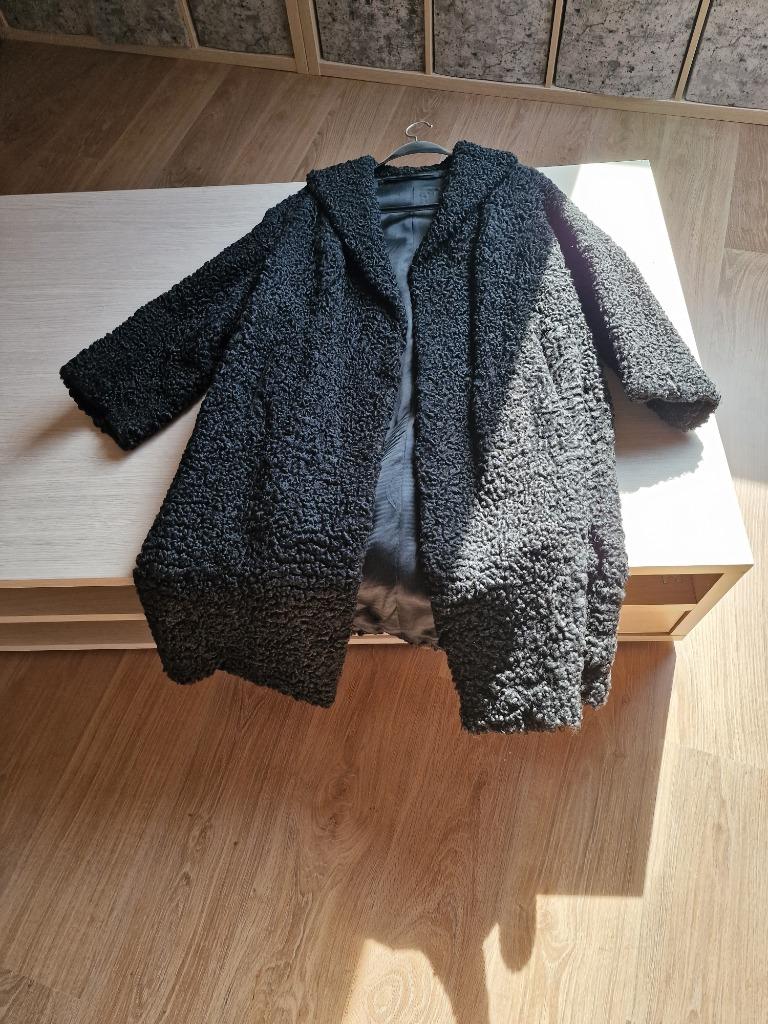 Astrakan jas, Zwart, Maat 42/44 (L), Gedragen, Ophalen