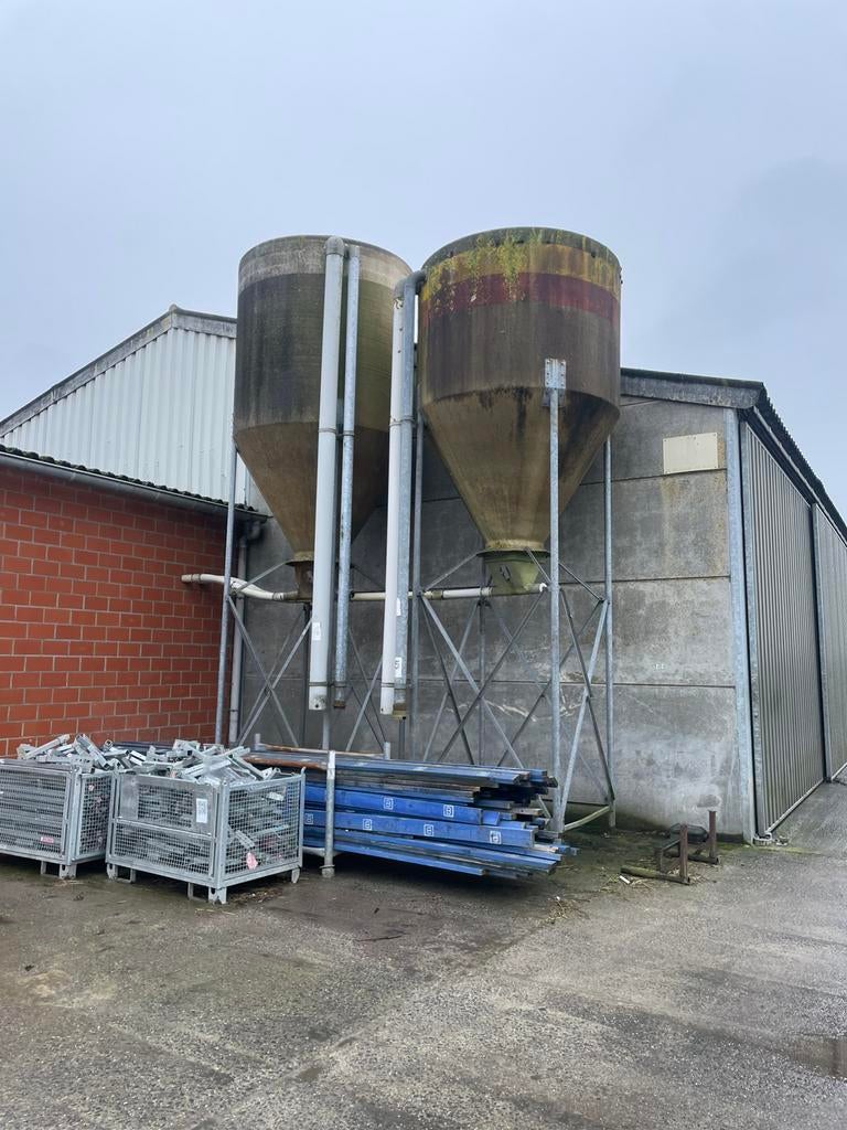 Meelsilo's 3 en 4 ton, Zakelijke goederen, Ophalen