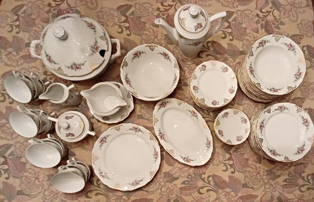 Vintage porseleinen servies RGK.(63 - delig), Enlèvement