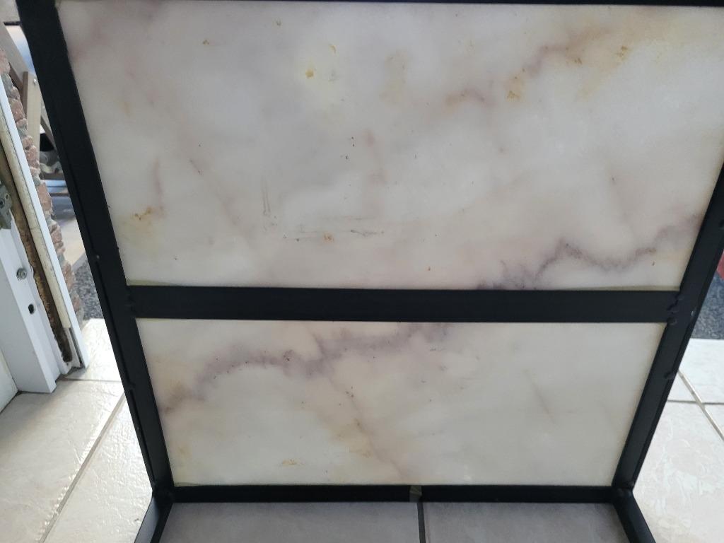 Très belle table en marbre ou travertin (45 x 45 x 45)., Enlèvement, Comme neuf
