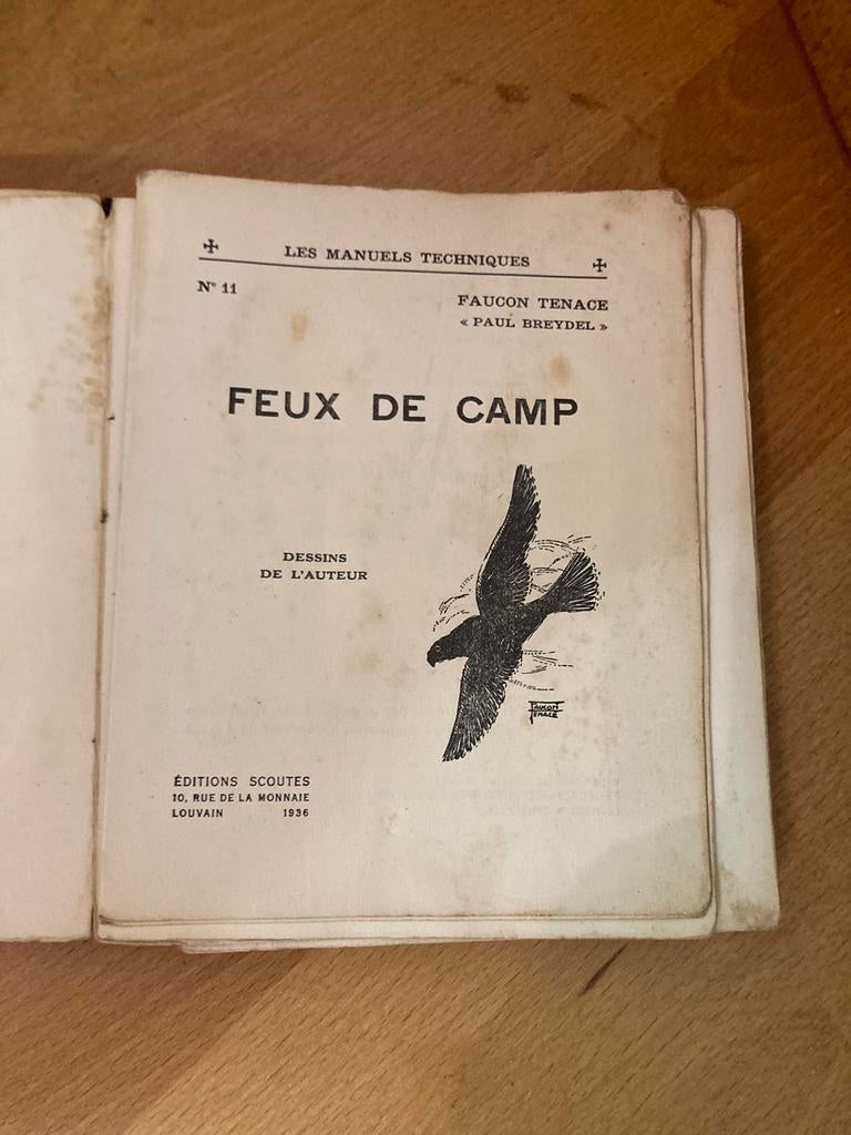Livre scout  FEU DE CAMP, Enlèvement ou Envoi, Utilisé