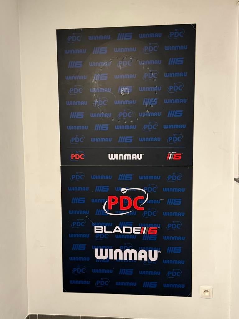 PDC darts achterwanden, Ophalen, Zo goed als nieuw