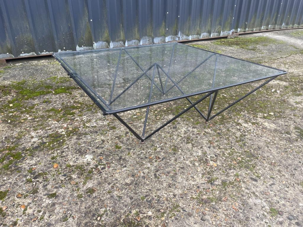 Salontafel in stijl van Paolo Piva, Enlèvement