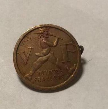 Antieken bronzen pin  Voyages Francois VF 1830 1930, Ophalen of Verzenden, Overige materialen