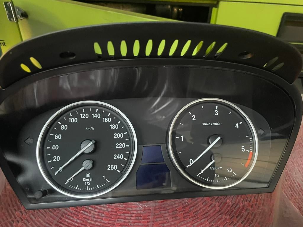 Compteur de vitesse BMW E60 E61 facelift, Autos : Pièces & Accessoires, Enlèvement ou Envoi, BMW