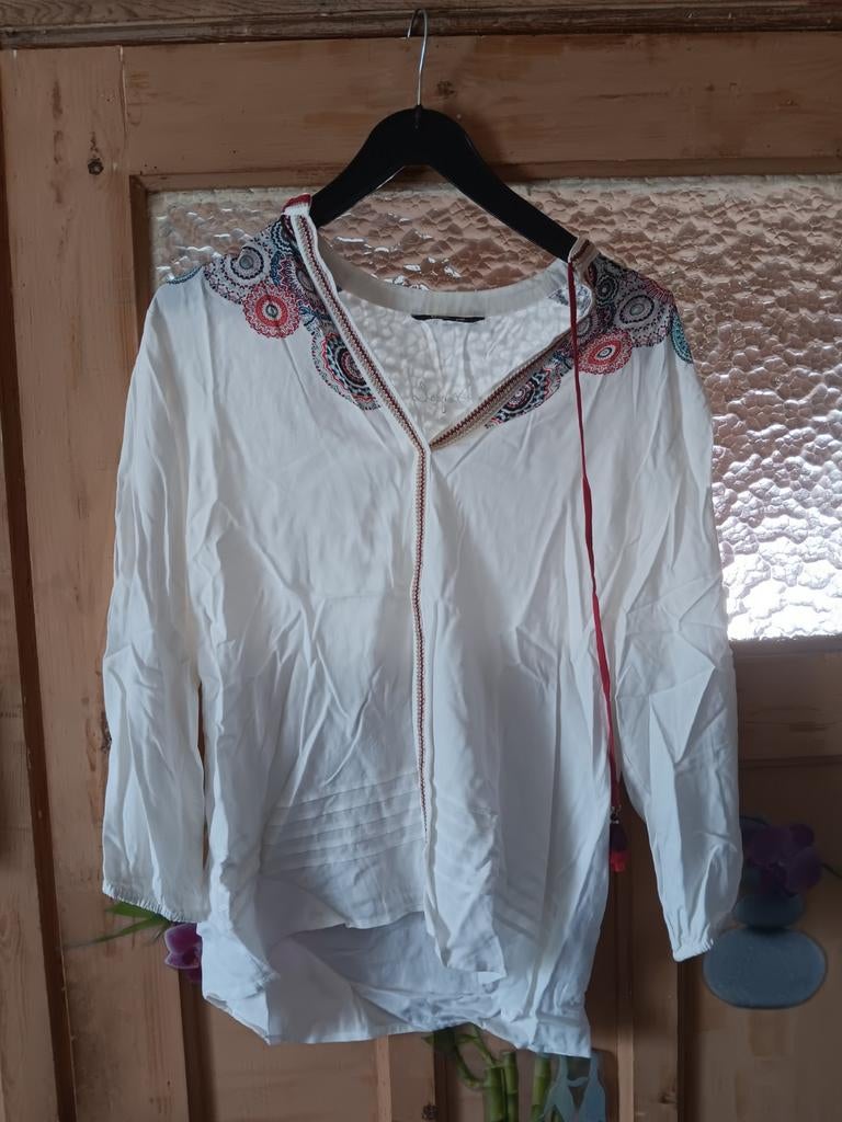 T-shirt manches longues blanc Desigual, Enlèvement ou Envoi, Taille 36 (S), Comme neuf, Desigual