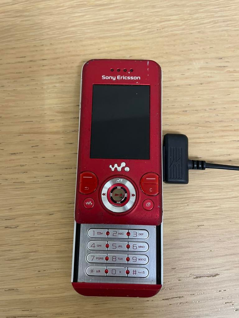 Sony Ericsson W580i, Télécoms, Téléphonie mobile | Accessoires & Pièces, Enlèvement, Utilisé, Sony Ericsson