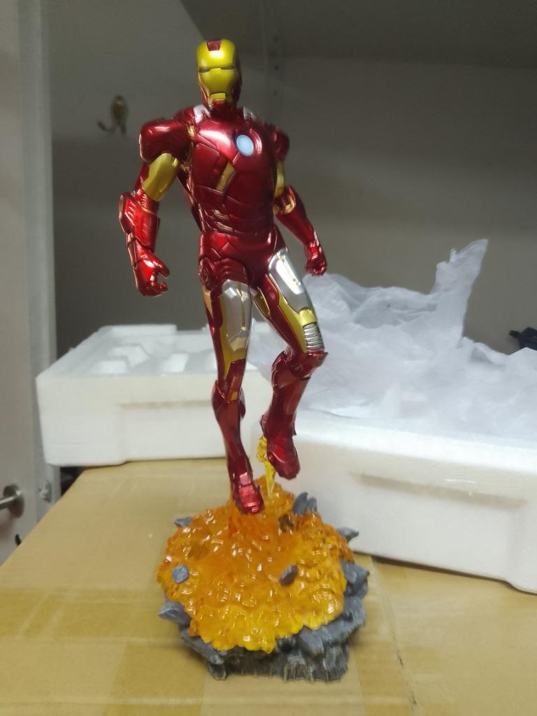 iron man iron studios bds scale 1/10 nieuw in doos avengers, Enlèvement ou Envoi, Neuf, Film, Statue, Réplique ou Modèle
