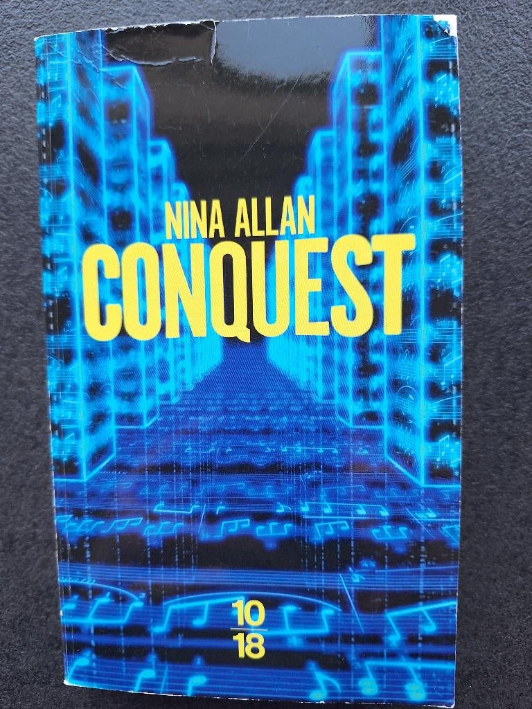 Conquest - Nina Allan, Boeken, Romans, Zo goed als nieuw, Ophalen of Verzenden