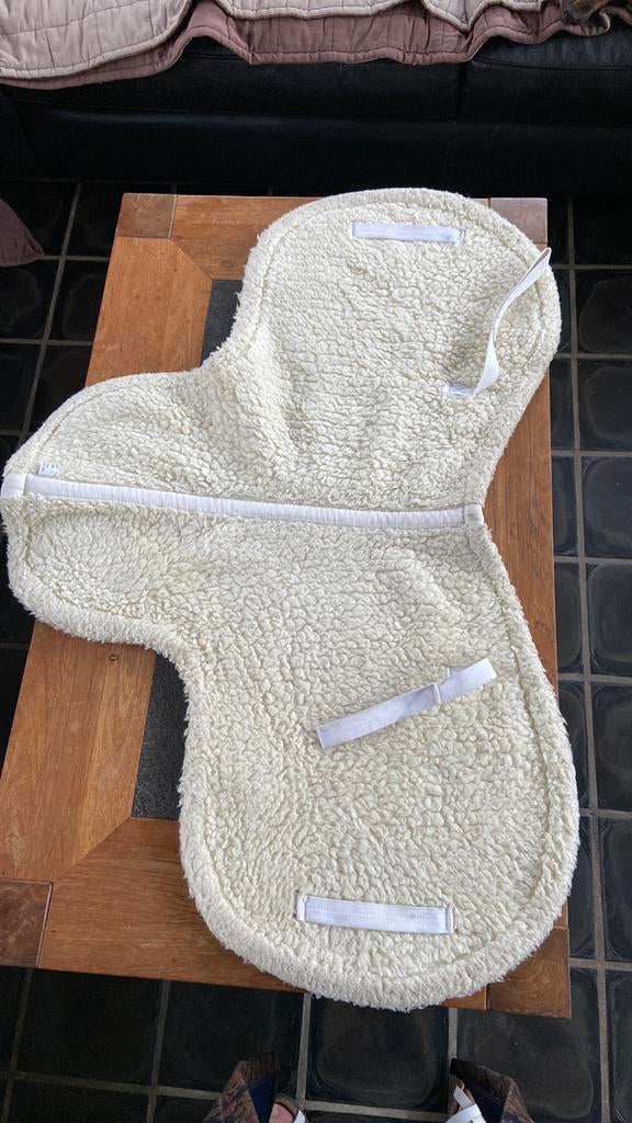 Tapis de selle, Comme neuf