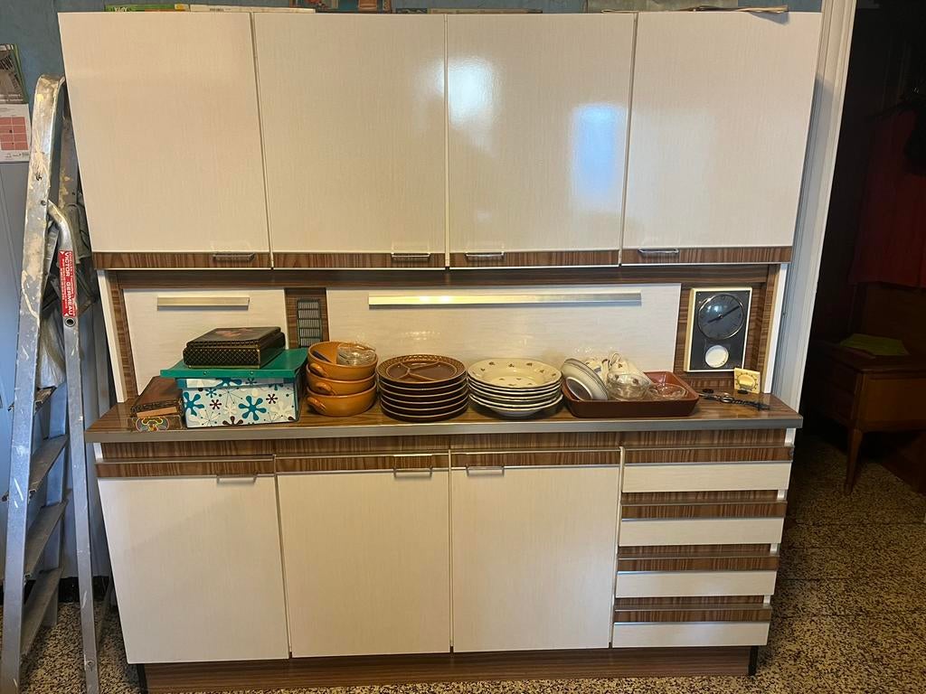 Buffet en formica, Enlèvement, Utilisé