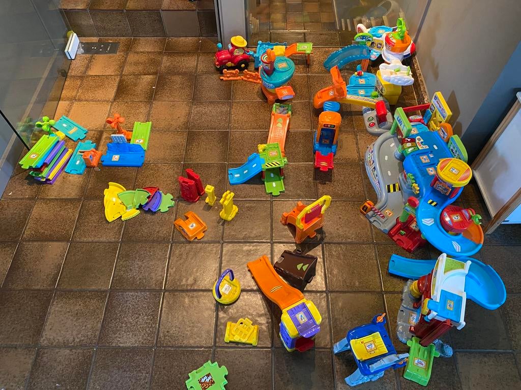 Vtech toet toet auto’s groot lot diverse, Kinderen en Baby's, Ophalen, Zo goed als nieuw
