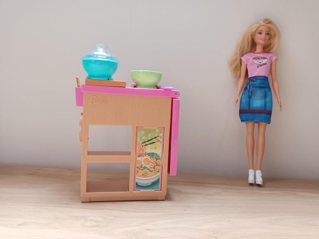Barbie Noodle Bar set, Ophalen, Zo goed als nieuw, Barbie
