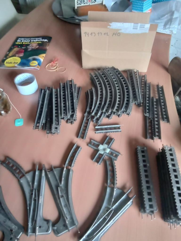Rails H0 49 pièces, Enlèvement ou Envoi, Comme neuf, Rails