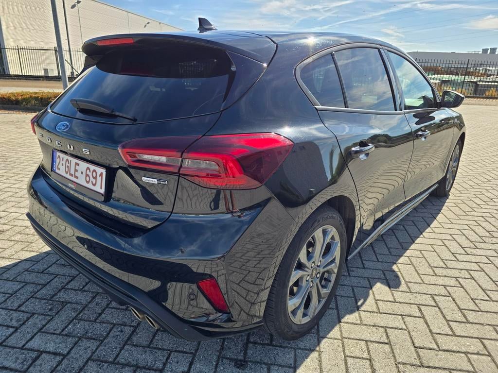 Ford Focus 1.0 EcoBoost Hybrid ST-Line Aut., Auto's, Ford, Zwart, 5 zetels, 5 deurs, 3 cilinders