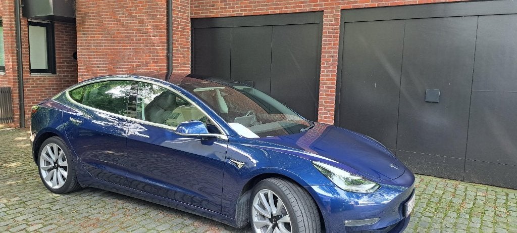 Tesla Model 3 Long Range Dual Motor, Auto's, Tesla, Automaat, Zwart, Parkeersensor, Blauw