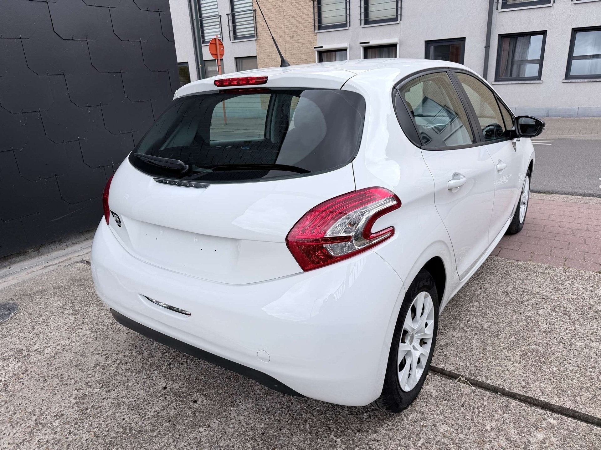 Peugeot 208 1.0 I EDITION LIKE, Auto's, Peugeot, Stof, Wit, 1484 kg, Bedrijf