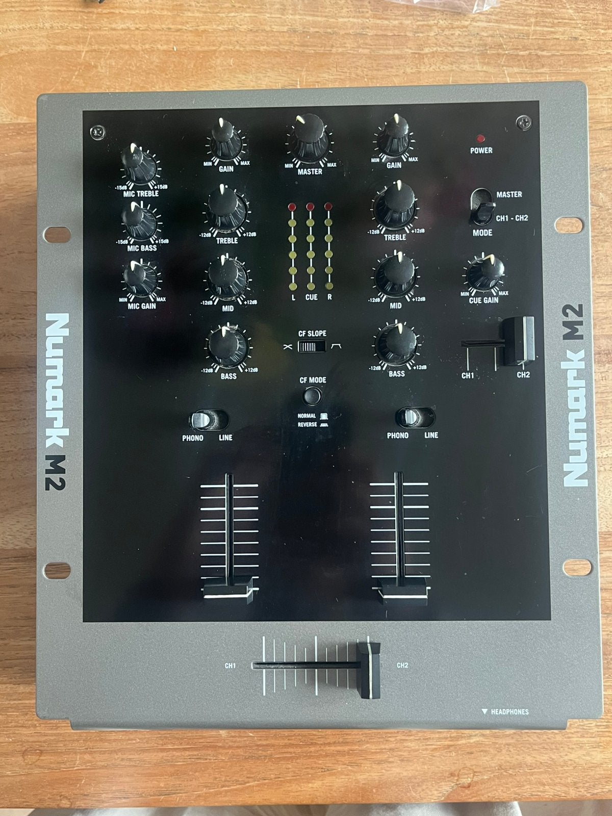 Numark M2 DJ mixer, Ophalen, Zo goed als nieuw