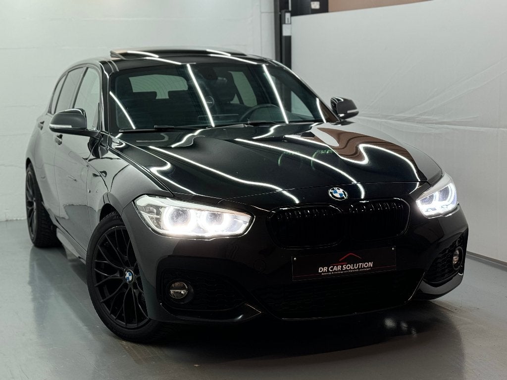 Bmw F20 118i M-pakket open dak leder shadow line 128Dkm, Auto's, Zwart, Leder, Bedrijf, 5 zetels