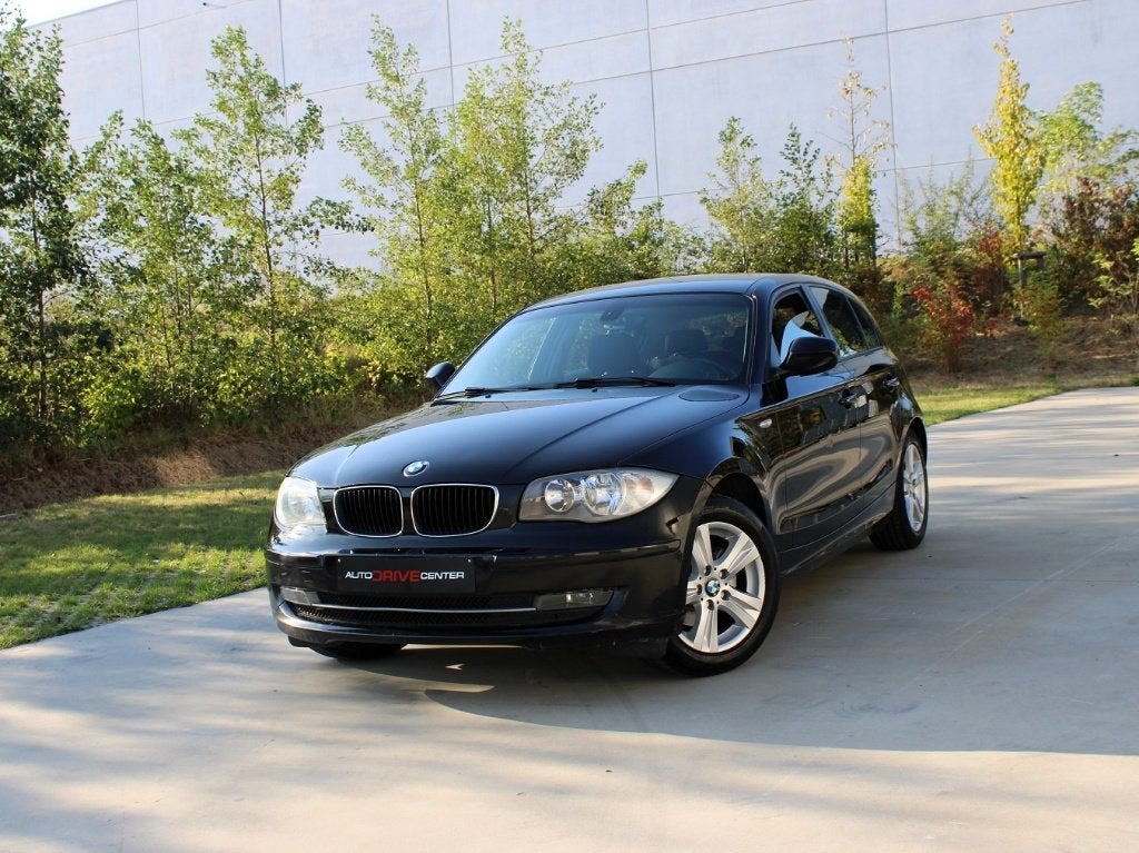 ✅Bmw 116d 2.0d - Facelift/Cruise/PDC/Inspection etc., Autos, BMW, 90 kW, Achat, Entreprise, Noir