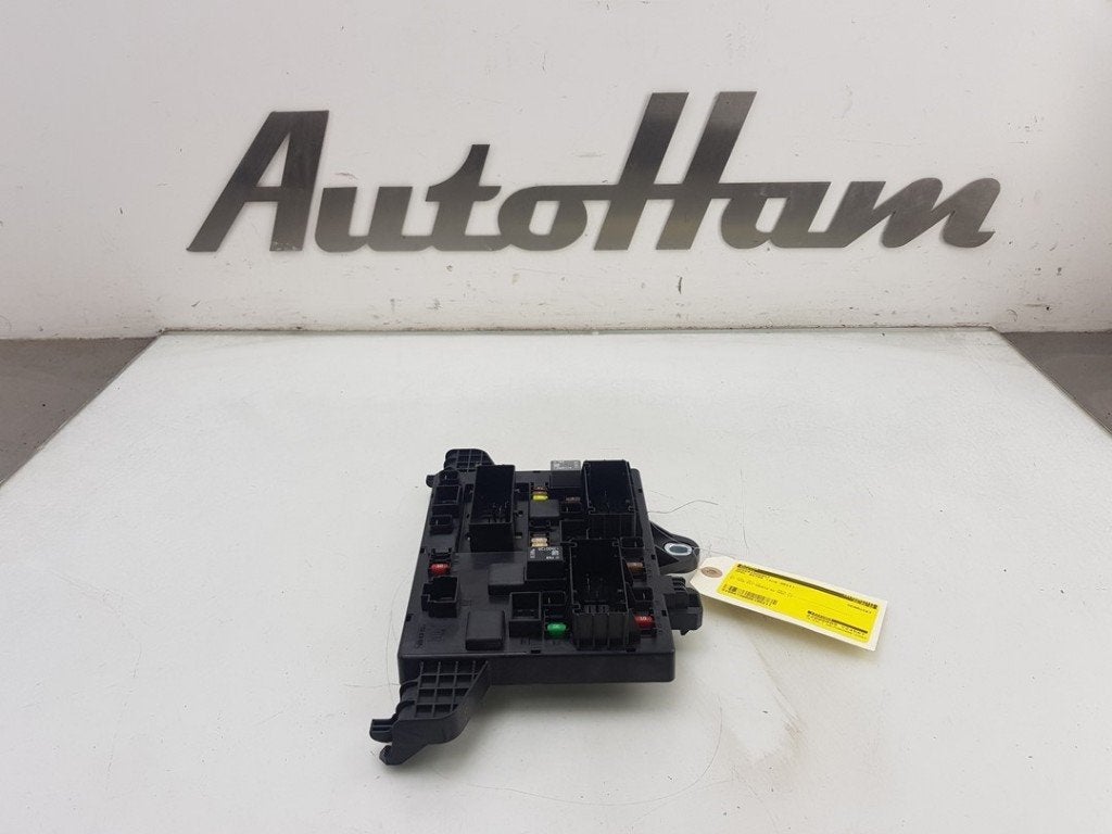 ZEKERINGKAST Opel Astra J Sports Tourer (PD8 / PE8 / PF8), Gebruikt, Opel, Opel Automobile GmbH, Kontakt-opel@opel.com