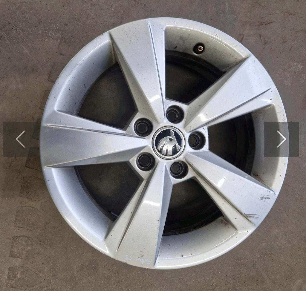 4 enjoliveurs Skoda original, Enlèvement