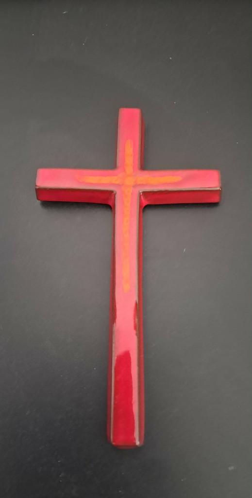 Croix en céramique signée André Bayer, Antiquités & Art, Enlèvement ou Envoi