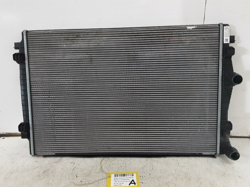 RADIATEUR Skoda Octavia Combi (NXAC) (5Q0121251GR), Gebruikt, Info@skoda-auto.de, Skoda, Max-Planck-Straße  3-5
64331  Weiterstadt, DE