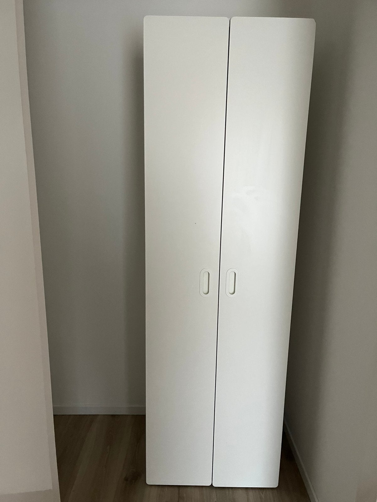 Kinder kleedkast van Ikea met hanger en 4 schuiven, Huis en Inrichting, Kasten | Kleerkasten, Gebruikt, 50 tot 100 cm, 150 tot 200 cm