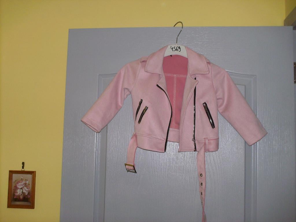 a vendre veste enfant, Enfants & Bébés, Vêtements enfant | Taille 98, Enlèvement ou Envoi, Neuf, Fille, Autres types
