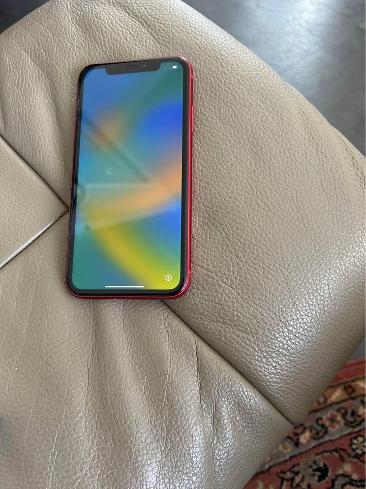 iPhone 11 Red 64Gb, Telecommunicatie, Mobiele telefoons | Apple iPhone, Ophalen, 94 %, IPhone 11, Zo goed als nieuw