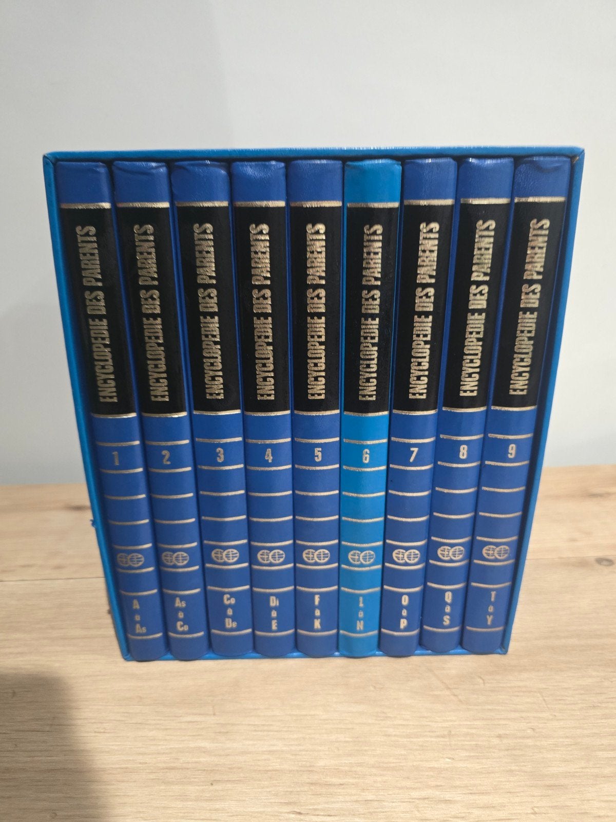Encyclopédie des parents – Coffret complet 9 volumes – Éduca, Antiquités & Art, Enlèvement ou Envoi