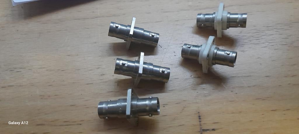 BNC-BNC Adapter, Ophalen