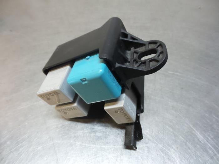 Support de relais d'un Toyota Aygo (Aygo 05-), -, 3 mois de garantie, Toyota, Utilisé