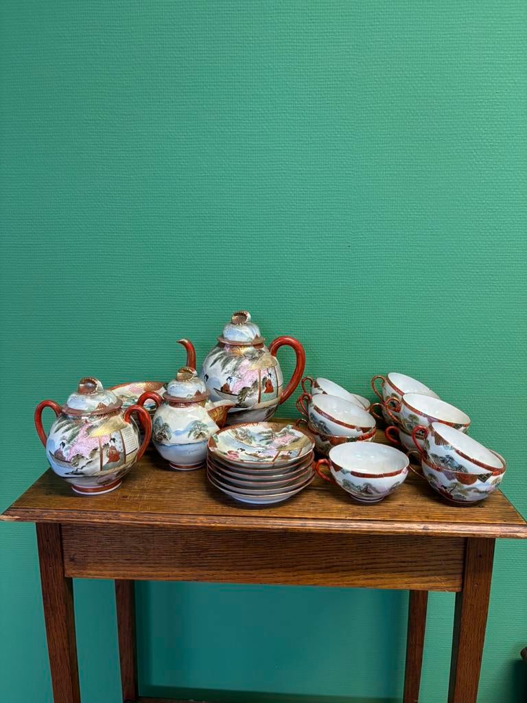Antiek chinees servies gemerkt, Ophalen