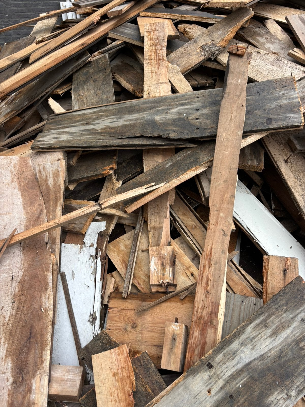 Gratis brandhout, Ophalen
